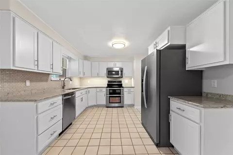 Kitchen - 2609 Timothy Dr, Export, PA 15632 photo 1 of 3