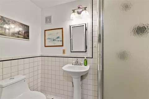 Bath - 2609 Timothy Dr, Export, PA 15632 photo 2 of 2