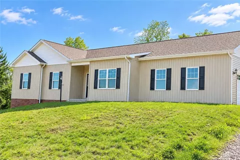 480 Matty, Rostraver, PA 15012