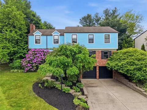 911 Summit Dr, Wexford, PA 15090