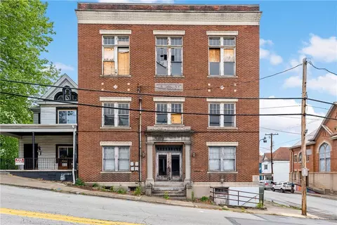 400 5th St, Charleroi, PA 15022