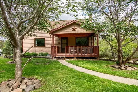 1093 Saxonburg Blvd, Saxonburg, PA 16056
