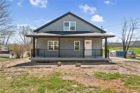 4362 State Route 136, Greensburg, PA 15601