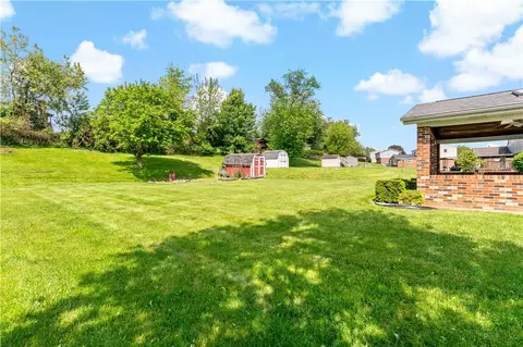 Exterior - 27 Dover Rd, Irwin, PA 15642 photo 4 of 10