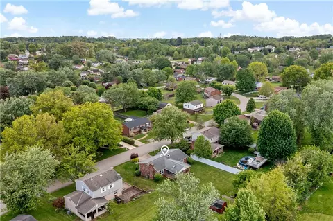 View/Area - 27 Dover Rd, Irwin, PA 15642 photo 2 of 4