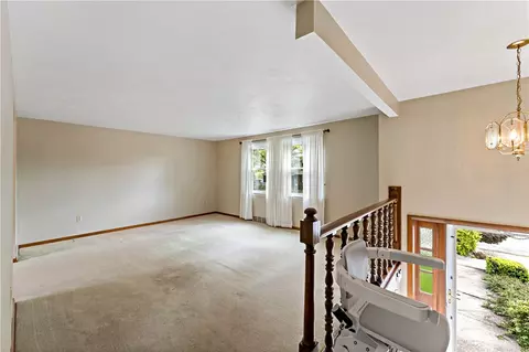 Living - 27 Dover Rd, Irwin, PA 15642 photo 5 of 7