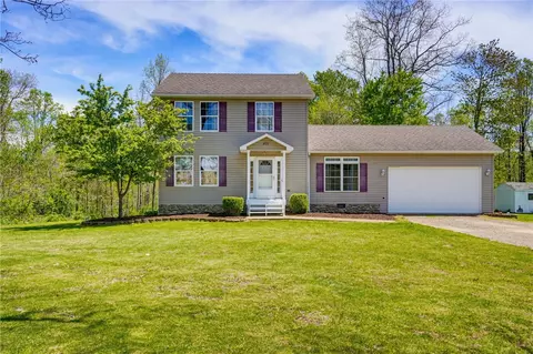 421 Punxsy Rd, Mayport, PA 16240