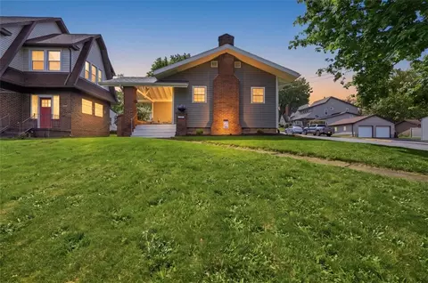 304 Center St, Slippery Rock, PA 16057