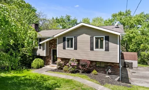 2813 Glenny Lane Ext, West Mifflin, PA 15122