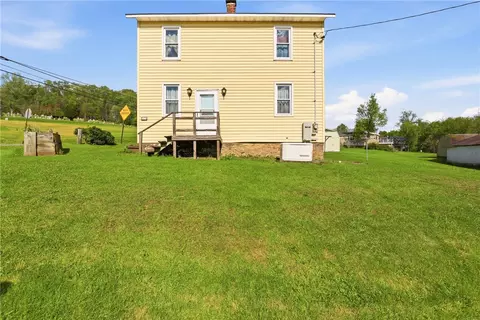 338 E Jackson St, Johnstown, PA 15909