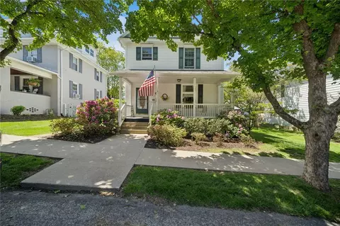 115 E Vincent St, Ligonier, PA 15658