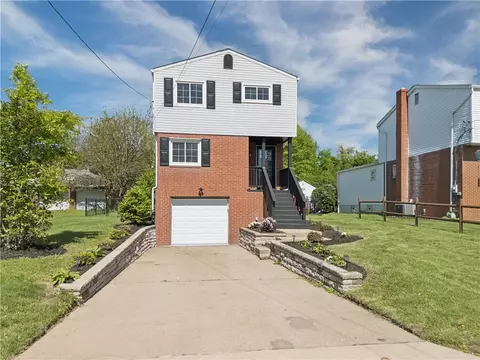 142 Saniel, West Mifflin, PA 15122