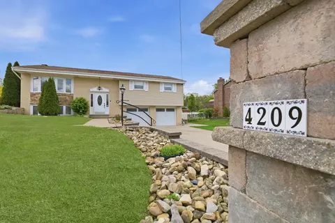 4209 Frederick, New Kensington, PA 15068
