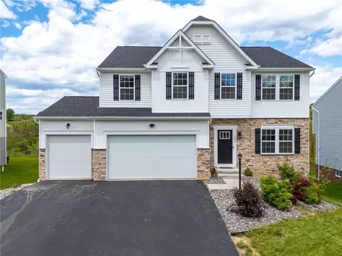 269 Lily Ridge Dr, Canonsburg, PA 15317