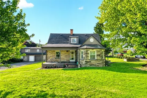 1260 Harvey Run Rd, Freedom, PA 15042