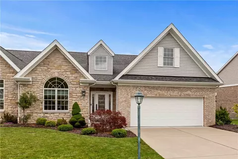 124 Greystone Dr, Canonsburg, PA 15317