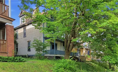 538 E 9th Ave, Homestead, PA 15120