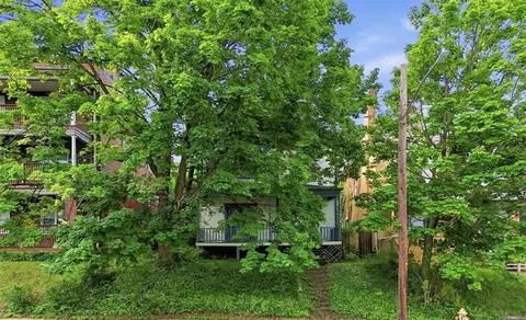 538 E 9th Ave, Homestead, PA 15120