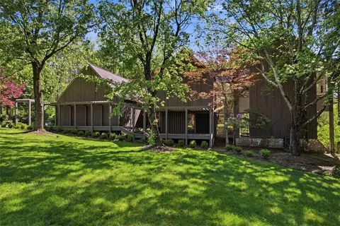 950 Blackburn Rd, Sewickley, PA 15143