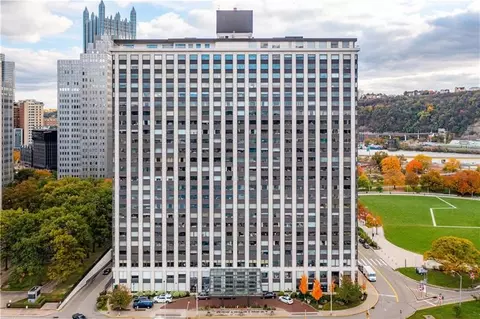 320 Fort Duquesne Blvd #4G, Pittsburgh, PA 15222