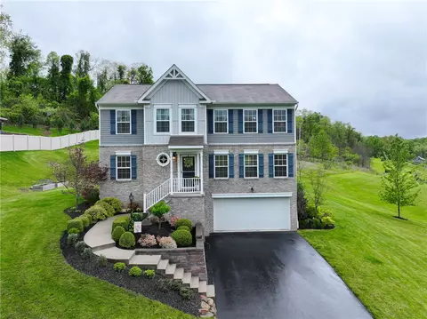 4815 Harvest Dr, Murrysville, PA 15668