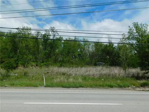 - University Drive, Dunbar, PA 15431