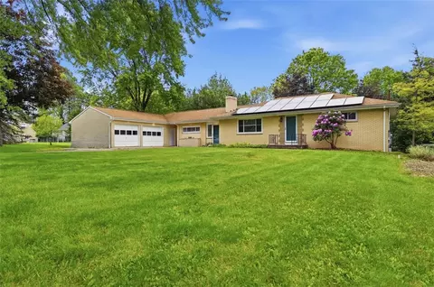 1806 Ferguson Rd, Allison Park, PA 15101