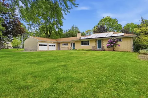 1806 Ferguson Rd, Allison Park, PA 15101
