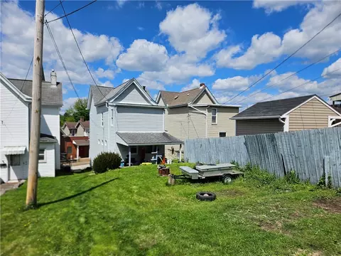 Exterior - 619 Chestnut St, Irwin, PA 15642 photo 3 of 4