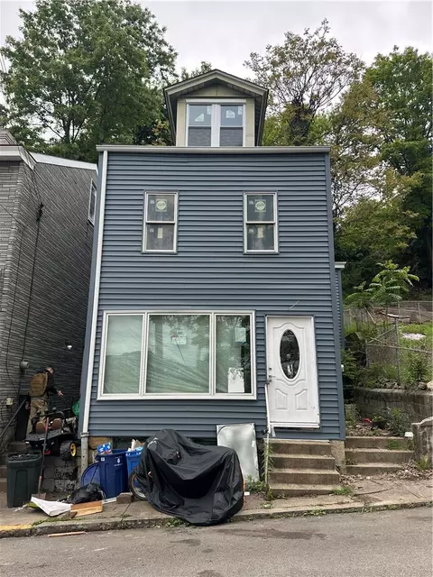 2114 Liedertafel Way, Pittsburgh, PA 15212