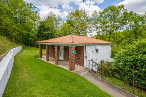 1511 Ridge St, Coraopolis, PA 15108