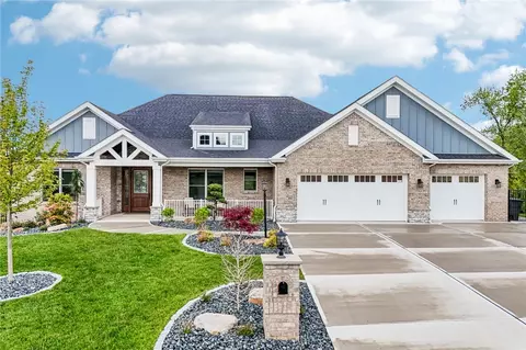 3063 Chestnut Ridge Dr, Clairton, PA 15025