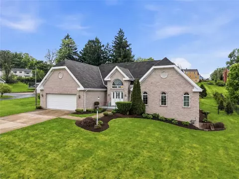 315 Lesnett Rd, Pittsburgh, PA 15241