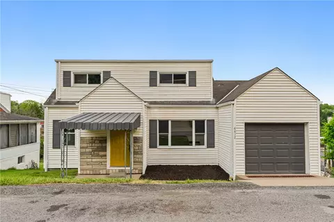 6612 Overlook St, South Park, PA 15129