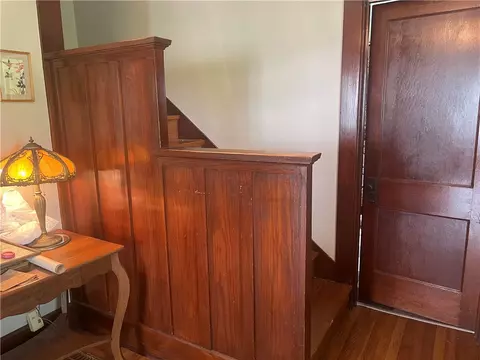 Entry Way - 1055 E Lake Rd, Transfer, PA 16154 photo 1 of 4