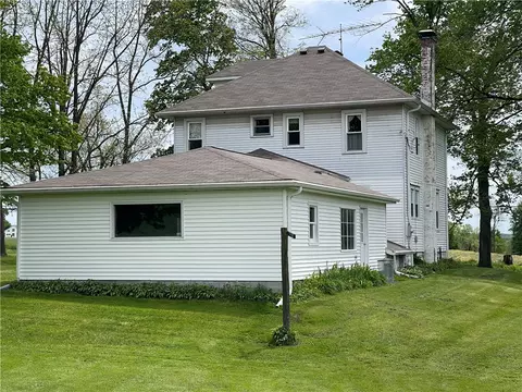 Other - 1055 E Lake Rd, Transfer, PA 16154 photo 2 of 2