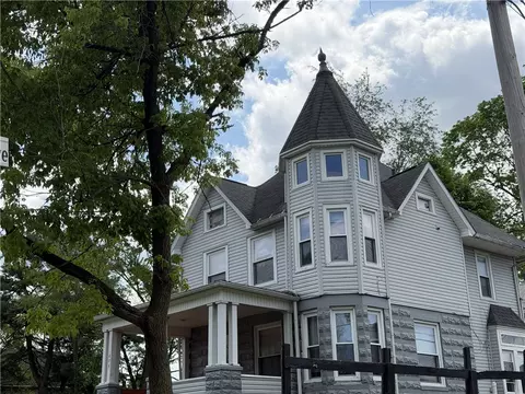 406 Prindle Ave, Sharon, PA 16146