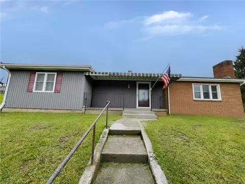 93 Penn St, New Bethlehem, PA 16242