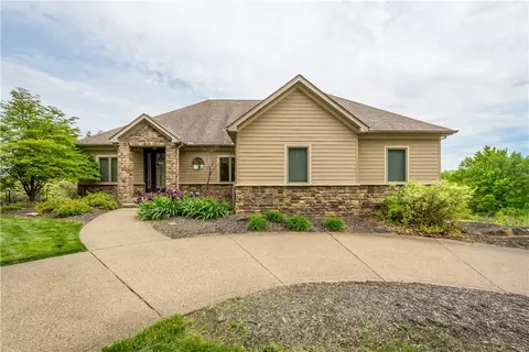 806 Harmony Rd, Pittsburgh, PA 15237