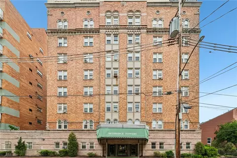 144 N Dithridge St #207, Pittsburgh, PA 15213