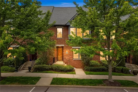 208 Linehan Pl, Cranberry Township, PA 16066