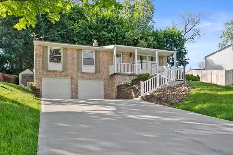 5031 Windover Dr, Pittsburgh, PA 15205