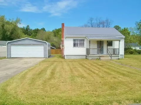 60 Pine St, Clarksville, PA 15322