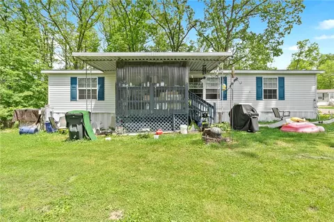 15 Pine Ct, Cranberry Township, PA 16066