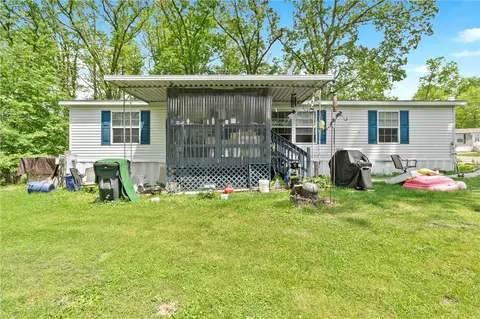 15 Pine Ct, Cranberry Township, PA 16066