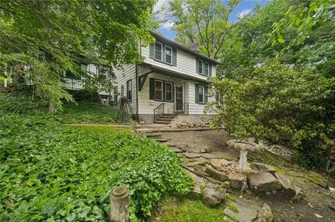 339 Good St, Jeannette, PA 15644