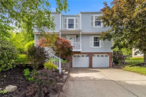 515 Cresthaven Dr, Pittsburgh, PA 15239