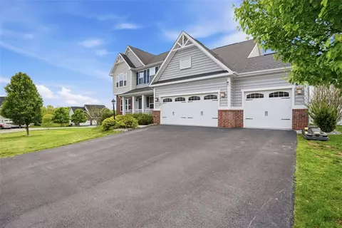 Exterior - 129 Olivia Ave, Mars, PA 16046 photo 3 of 8