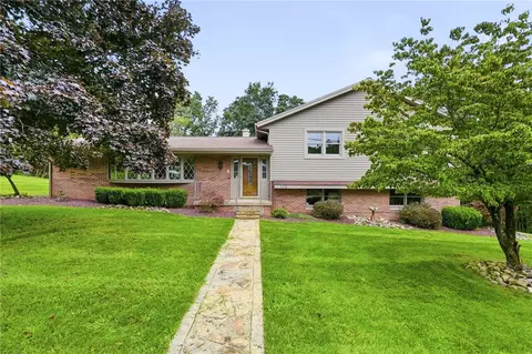 125 Crane Dr, Kittanning, PA 16201