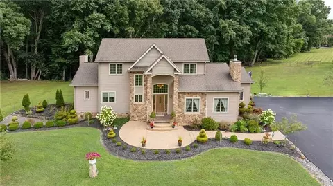 102 Mehard Ave #B, Greenville, PA 16125